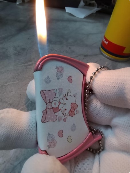 Hello Kitty handbag / Hello Kitty Handtasche: Foto zur Produktwarnung vom 10.07.2026