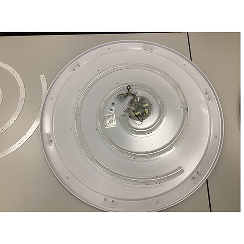 Trio LED Deckenleuchte Sella: Foto 4 von 4 zur Rückruf vom 06.03.2026